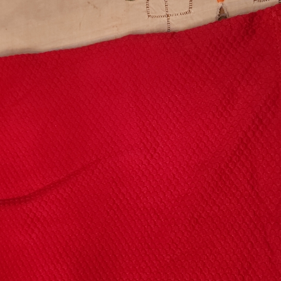 MADELEINE - RED TOP - WOMEN'S Size 12 NWT - Picture 4 of 7